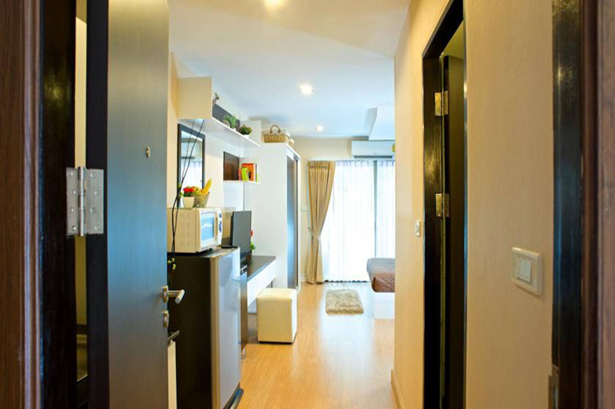 צ'יאנג מאי Sereno Airport Hotel מראה חיצוני תמונה